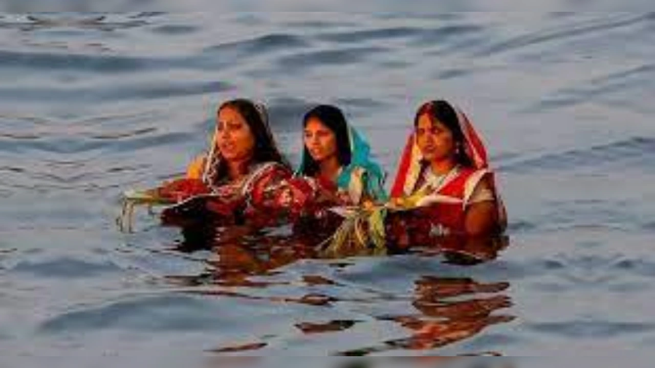 Chhath 2024: महापर्व छठ की तैयारियां जारी! जानें घाटों पर सुविधाओं की डिटेल