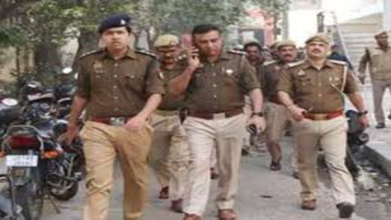 UP Crime News: गाजियाबाद पुलिस को बड़ी कामयाबी,डासना मंदिर पर हमला करने वाले 2 गिरफ्तार