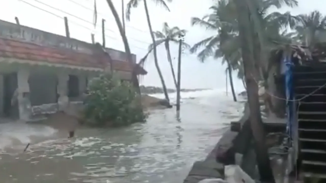 भारत के 10 राज्यों में भारी तबाही मचाने वाला है ‘दाना तूफान’, NDRF की टीमों को किया गया तैनात