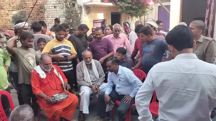 Hapur News: सांप ने पांच दिन में 5 लोगों को डसा, 3 की हुई मौत ; दहशत में पूरा गांव