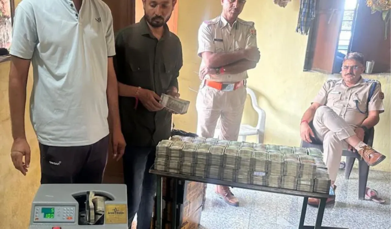 Hawala Money seized: राजस्थान में हवाला के 7 करोड़ रुपए जब्त, दिल्ली से गुजरात भेजा जा रहा था पैसा