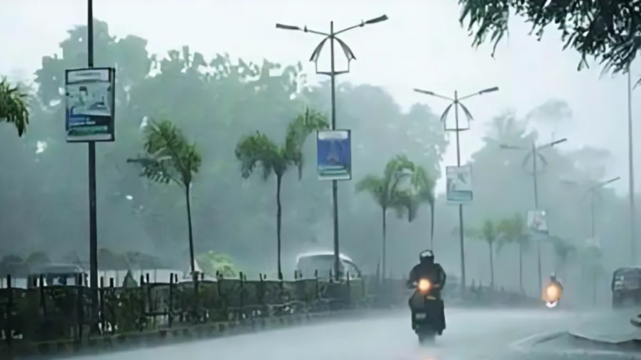 MP Weather Today: अगले 3 दिनों तक जारी रहेगा बारिश का दौर, जानें कैसे रखें फसलों को सुरक्षित