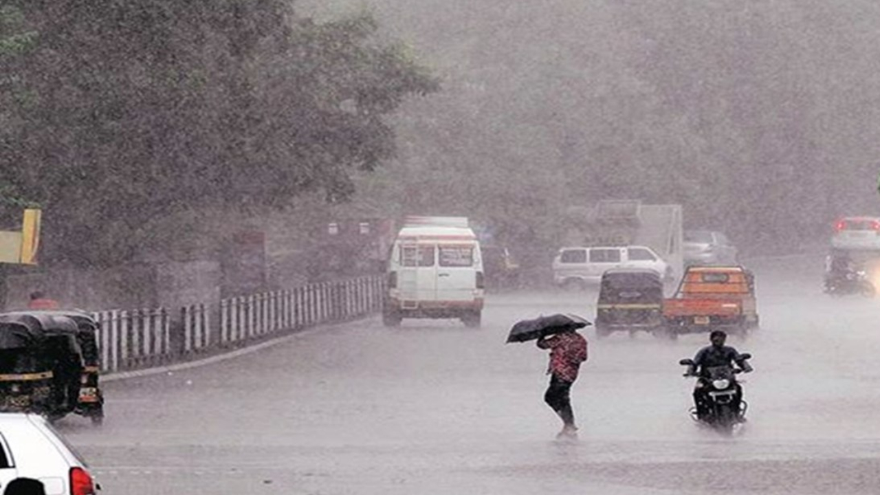 MP Weather Update: मध्य प्रदेश में मौसम बदलाव के साथ बढ़ी ठंड, बारिश का अलर्ट जारी