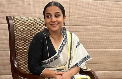 बीच सड़क पर ढकी कार में Vidya Balan ने बदले अपने कपड़े, डायरेक्टर बोले- ‘हमारे पास शूटिंग रोकने…’