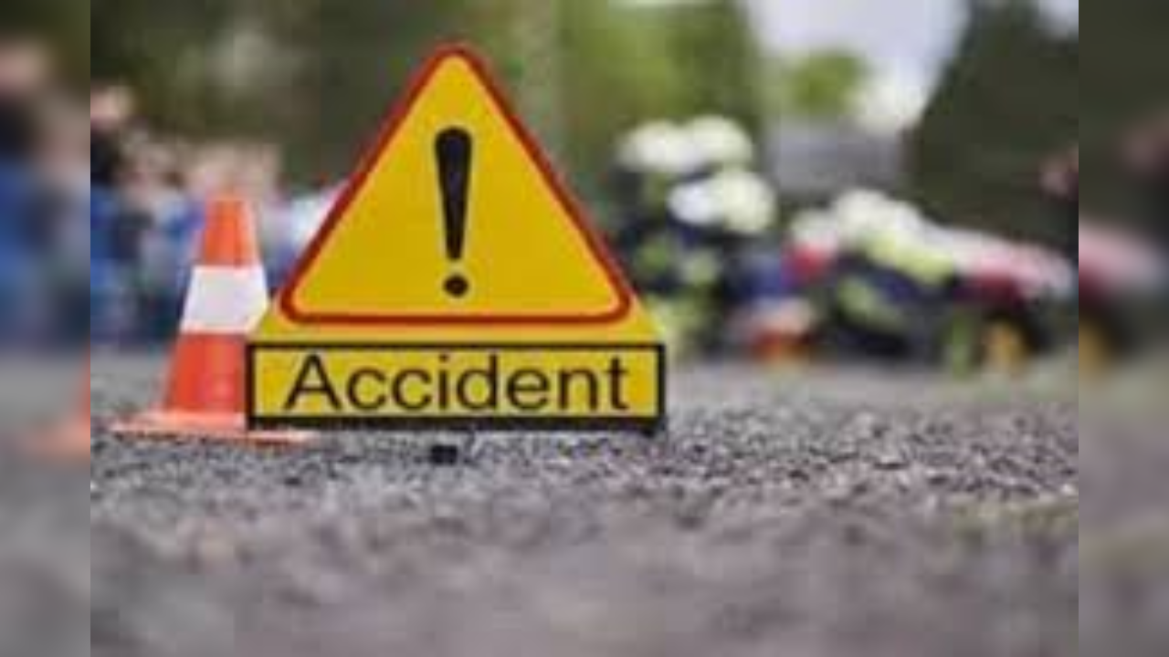 Rajasthan Road Accident: दर्दनाक हादसा! ट्रेलर ने बस को मारी जोरदार टक्कर, 15 लोग घायल