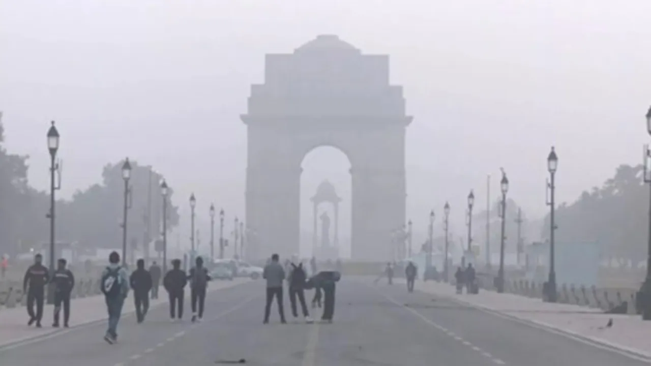 Weather Update: ठंड से पहले इन राज्यों में कहर ढाएगी बारिश, जानें कैसा होगा Delhi-NCR का मौसम