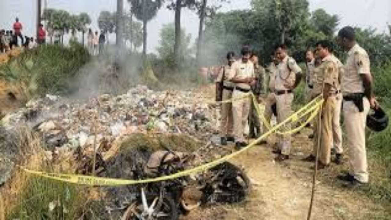 Bihar Crime: मोटरसाइकिल सहित युवक को बोरे में बंद कर जिंदा जलाया, जांच में जुटी पलिस