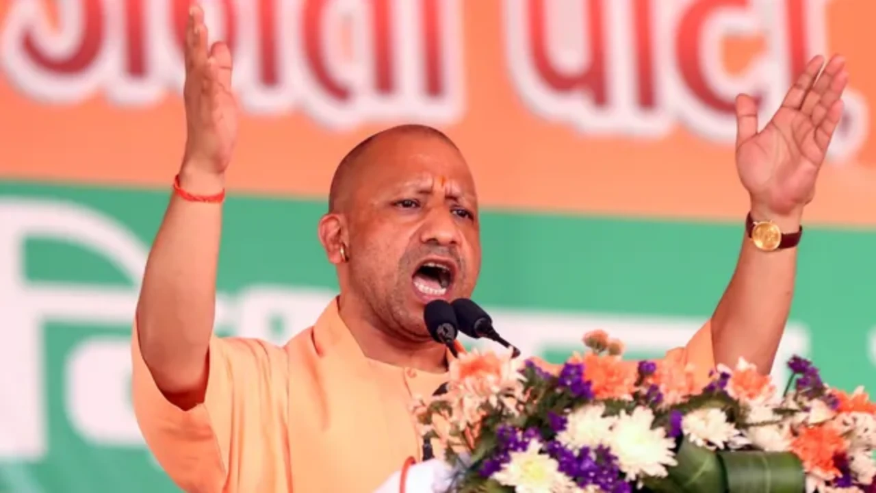 CM Yogi: फिर दहाड़े CM योगी! कहा- सरकारें आएंगी, सरकारें जाएंगी…