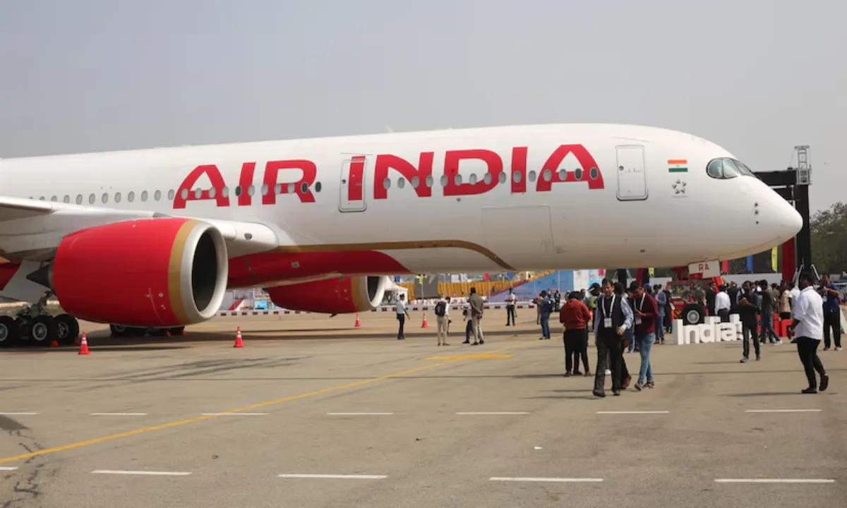 Air India Flight News: एयर इंडिया की फ्लाइट AI 916 में मिला गोला बारूद और कारतूस, FIR दर्ज