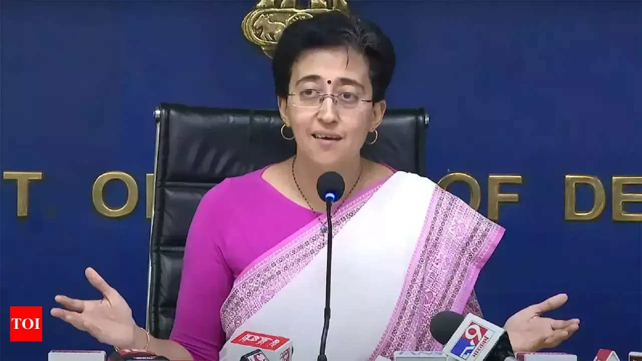 CM Atishi News: वित्तीय धोखाधड़ी को रोकने के लिए दिल्ली सरकार ने उठाया नया कदम, CM आतिशी ने दी मंजूरी