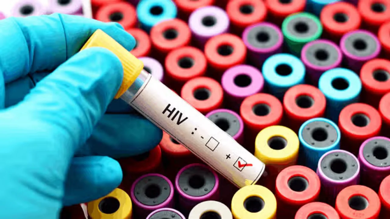 टैटू के शौकीन हो जाएं सावधान! 68 महिलाओं को हुई HIV संक्रमित, ऐसे हुआ खुलासा