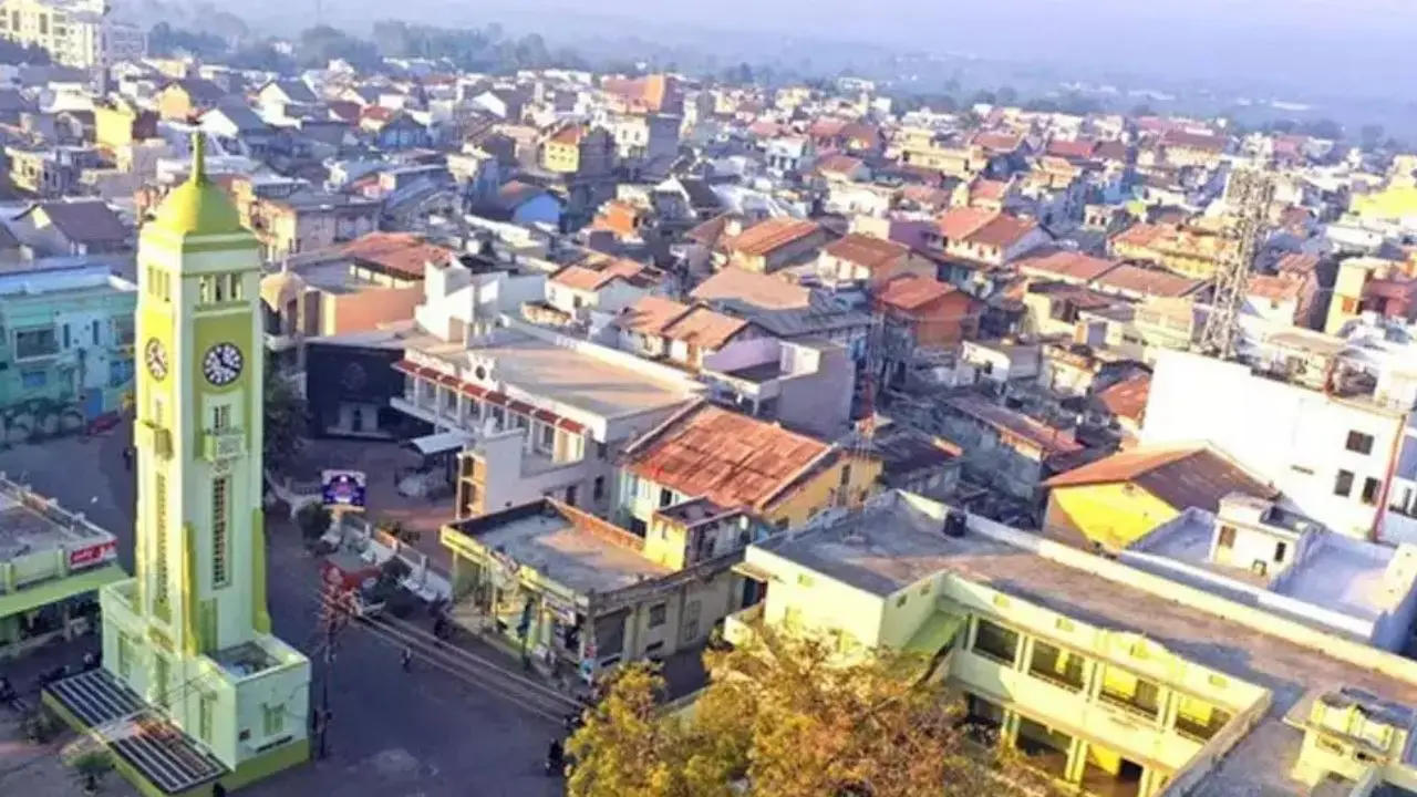 भारत का वो गांव जो पूरी दुनिया में मशहूर, बैंकों में जमा है बेशुमार पैसा, यहां रहते हैं सिर्फ इस खास जाति के लोग