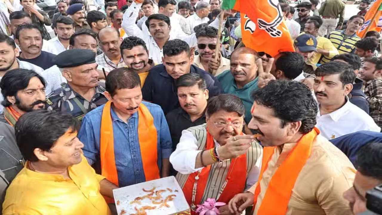 Kailash Vijayvargiya: महाराष्ट्र में फडणवीस को मुख्यमंत्री बनाने की मांग: विजयवर्गीय