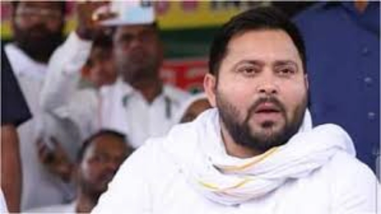 Tejashwi Yadav: बिहार में उपचुनाव के दौरान आई तेजस्वी यादव की ये प्रतिक्रिया! सियासी पारा हुआ हाई