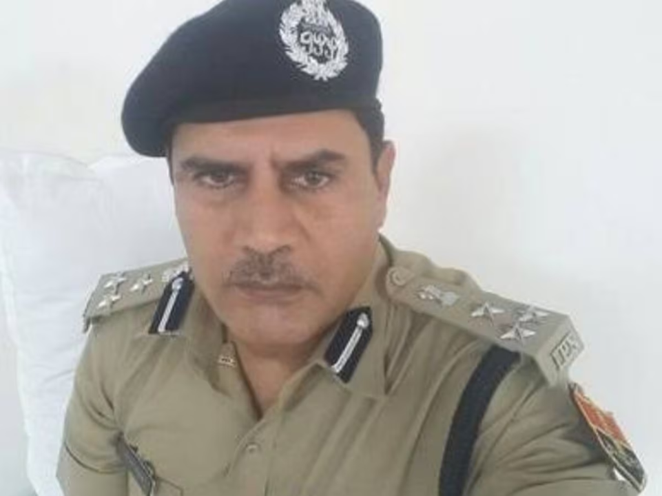 चुनाव आयोग ने राजस्थान कैडर के IPS किशन सहाय मीणा को किया सस्पेंड; जानें क्यों?