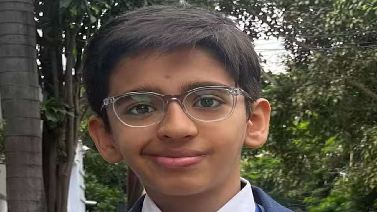 KBC Junior: नौवीं कक्षा के छात्र ने KBC हॉट सीट में बनाई जगह, परिवार और शहर का किया नाम रोशन