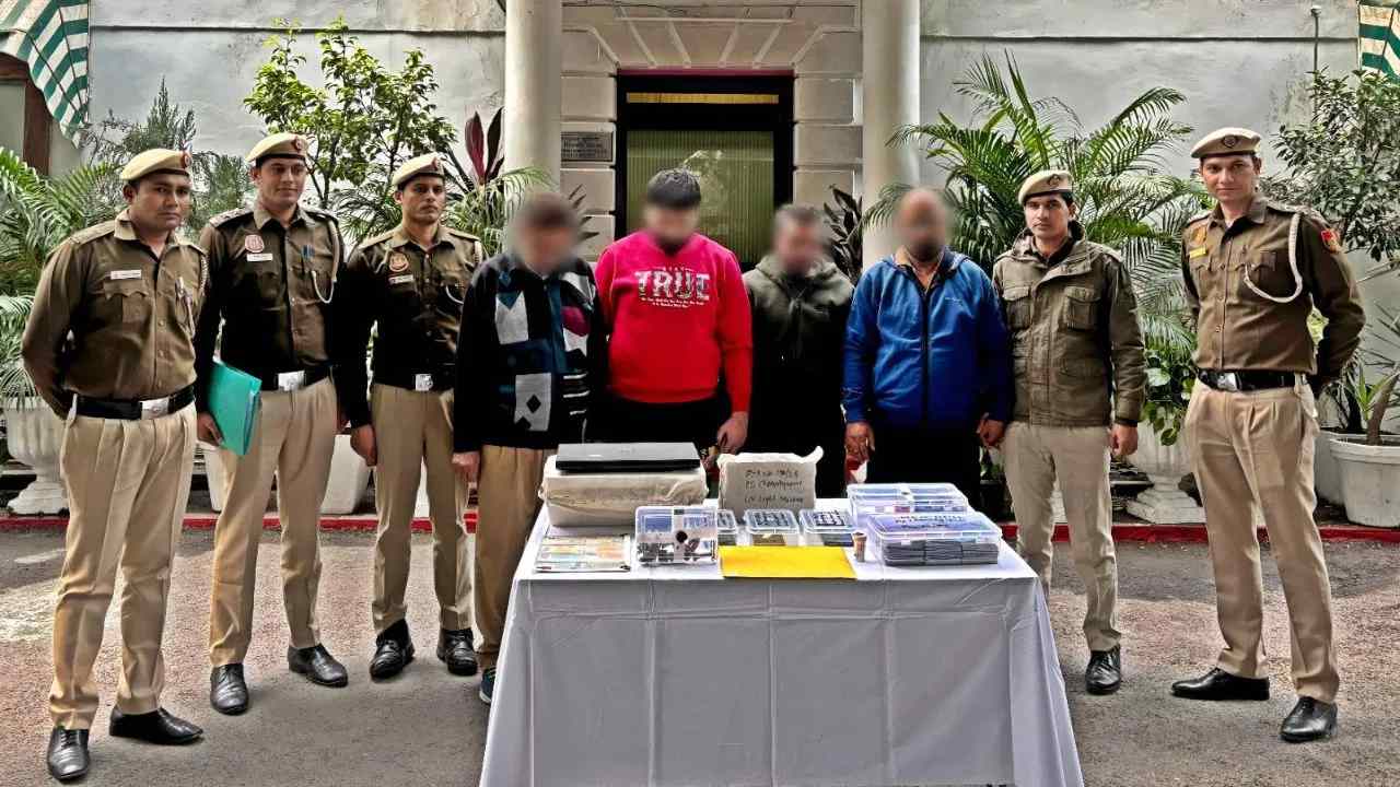 दिल्ली पुलिस की बड़ी कार्रवाई, फर्जी वीजा रैकेट गिरोह का भंडाफोड़, जर्मनी भेजने के नाम पर मांगे थे 40 लाख रुपये