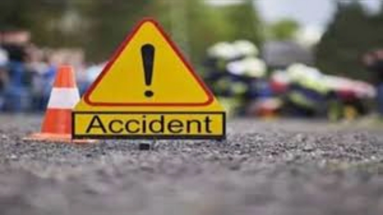 Road Accident: चित्रकूट में हुआ दर्दनाक सड़क हादसा! एक ही परिवार के 5 लोगों की मौत, 6 घायल