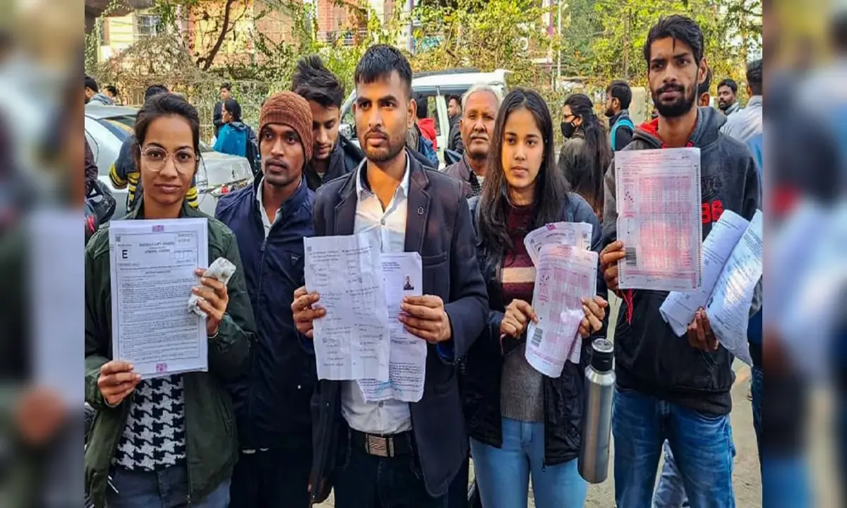 BPSC Exam 2024: बीपीएससी के खिलाफ छात्रों का एक बार फिर से हल्ला बोल, परीक्षा रद्द करने की मांग पर अड़े