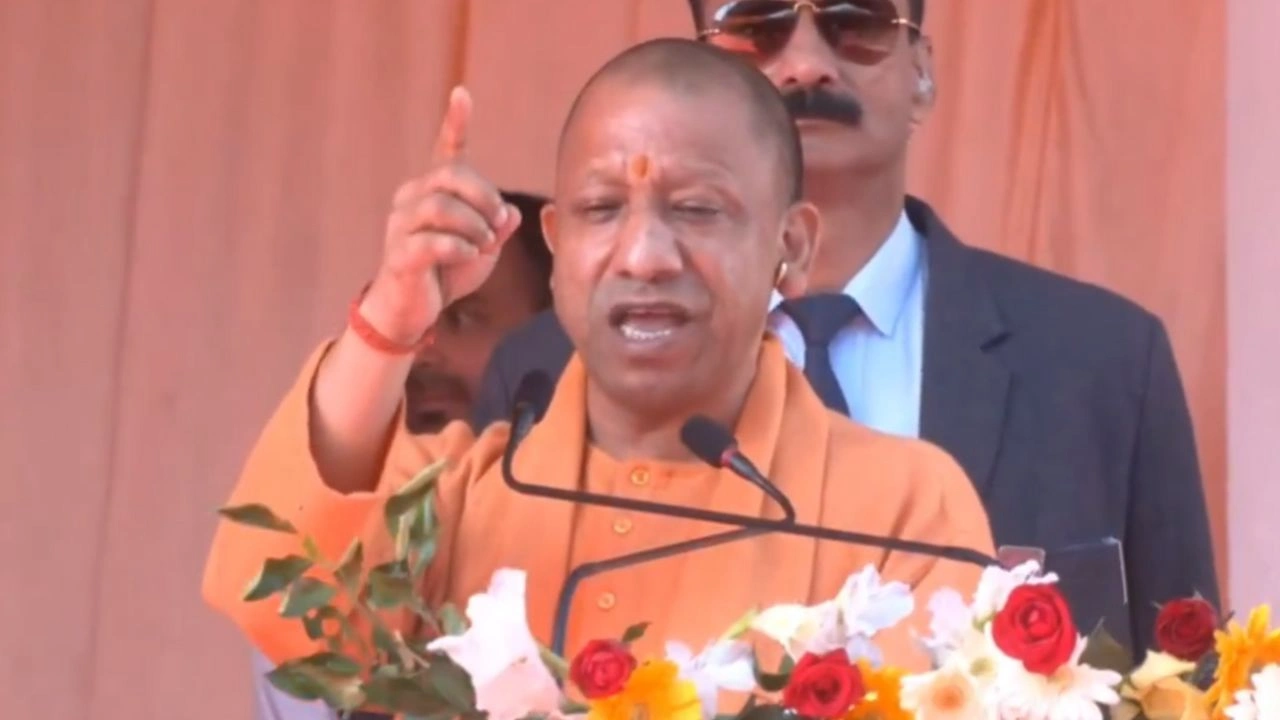 भगवान राम की नगरी में मुगल शासक बाबर ने किया था ये कांड? CM Yogi ने खोली पोल, मस्जिद विवाद पर फट बड़े ‘बाबा’