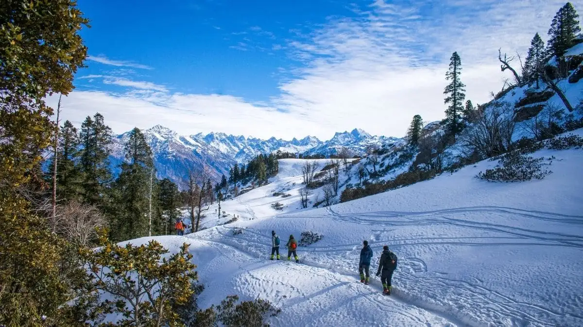 सर्दियों में हिमाचल की इन जगहों पर करें घूमने की तैयारी, यहां का नजारा देखकर सारा तनाव भी हो जाएगा दूर