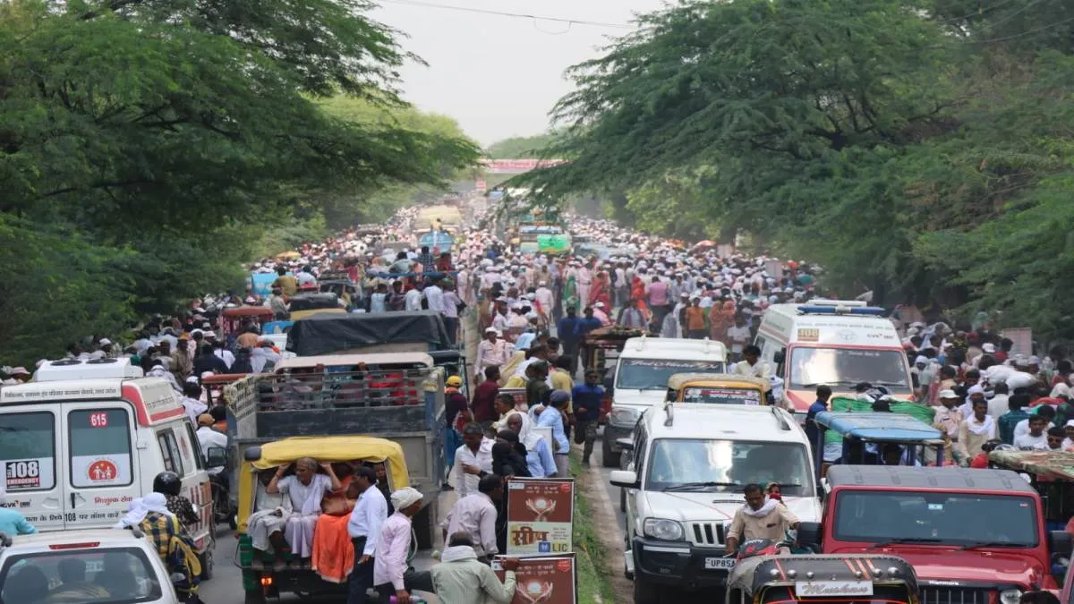 हिंदुओं का अलीगढ़ में उग्र प्रदर्शन! बनी जाम की समस्या; कई रूटों को किया गया डायवर्ट