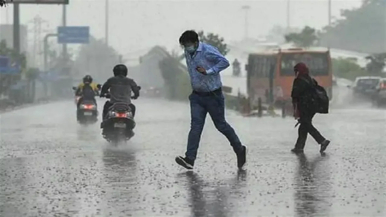 CG Weather News: छत्तीसगढ़ में बारिश का अलर्ट, गरज-चमक के साथ हो सकती है हल्की बारिश 