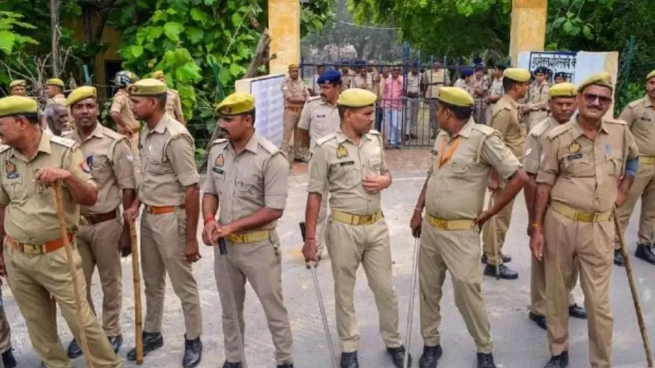 Indore Crime News: इंदौर में खुफिया एजेंसियों के इनपुट पर इंदौर पुलिस की बड़ी कार्रवाई, 3 युवक गिरफ्तार