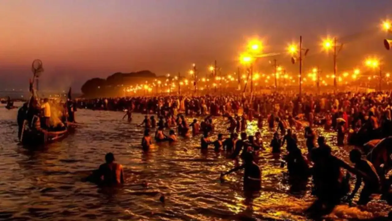 MahaKumbh 2025: श्रद्धालुओं की सुरक्षा सबसे पहले! मॉक ड्रिल का आयोजन, स्वास्थ्य विभाग और जवान मौके रहेंगे तैनात