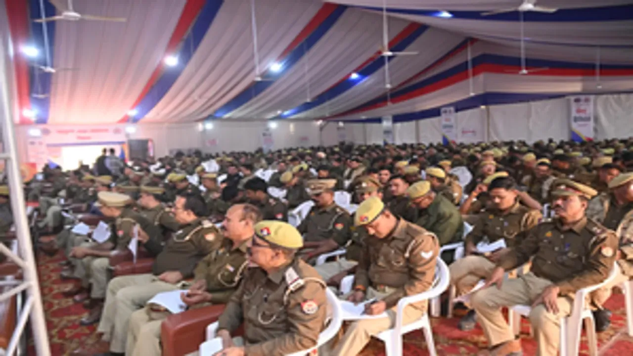 दक्ष पुलिस ही करेगी 45 करोड़ श्रद्धालुओं की सुरक्षा, महाकुंभ में ड्यूटी के लिए रिटेन ‘टेस्ट’ दे रहे पुलिसकर्मी