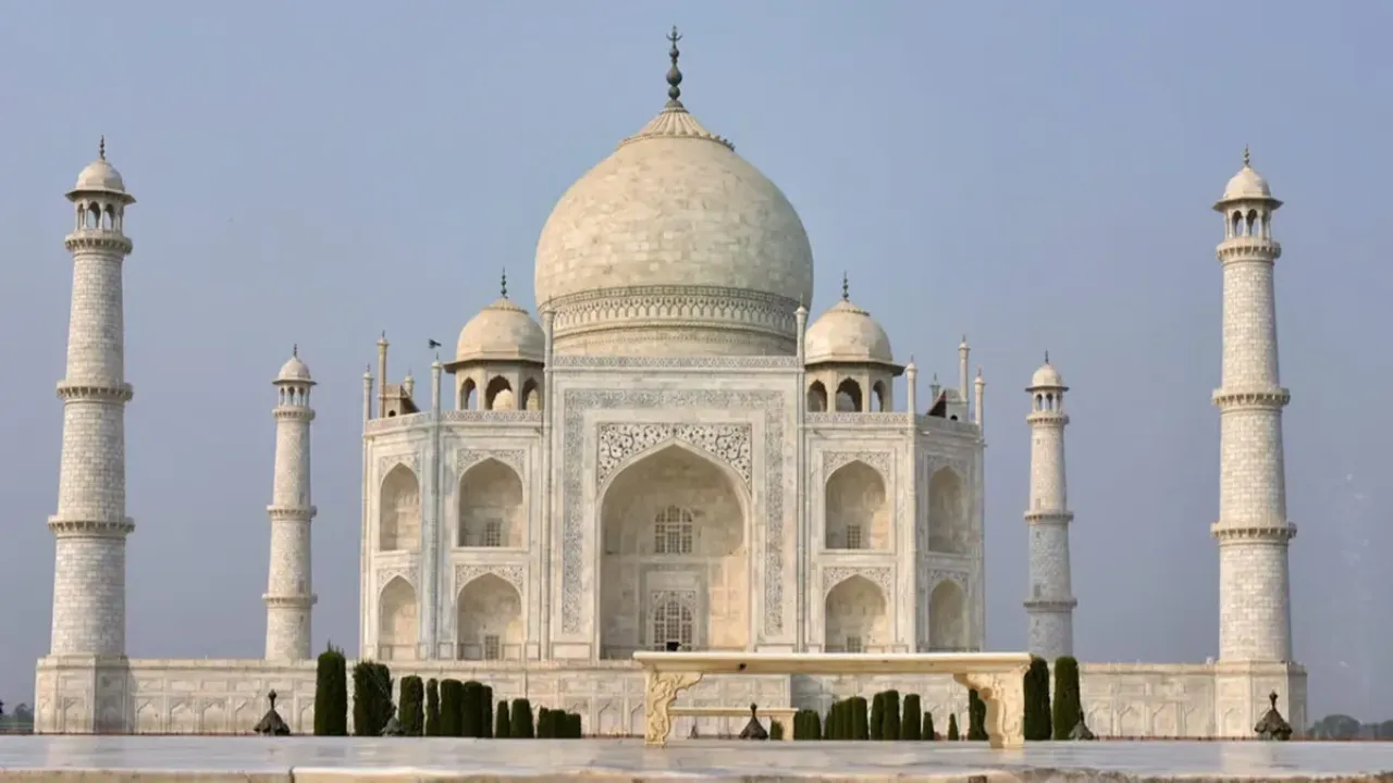 Taj Mahal Bomb News: ताजमहल को मिली बम से उड़ाने की धमकी, ईमेल के जरिए बताया गया धमाके की टाइमिंग ; मचा हड़कंप