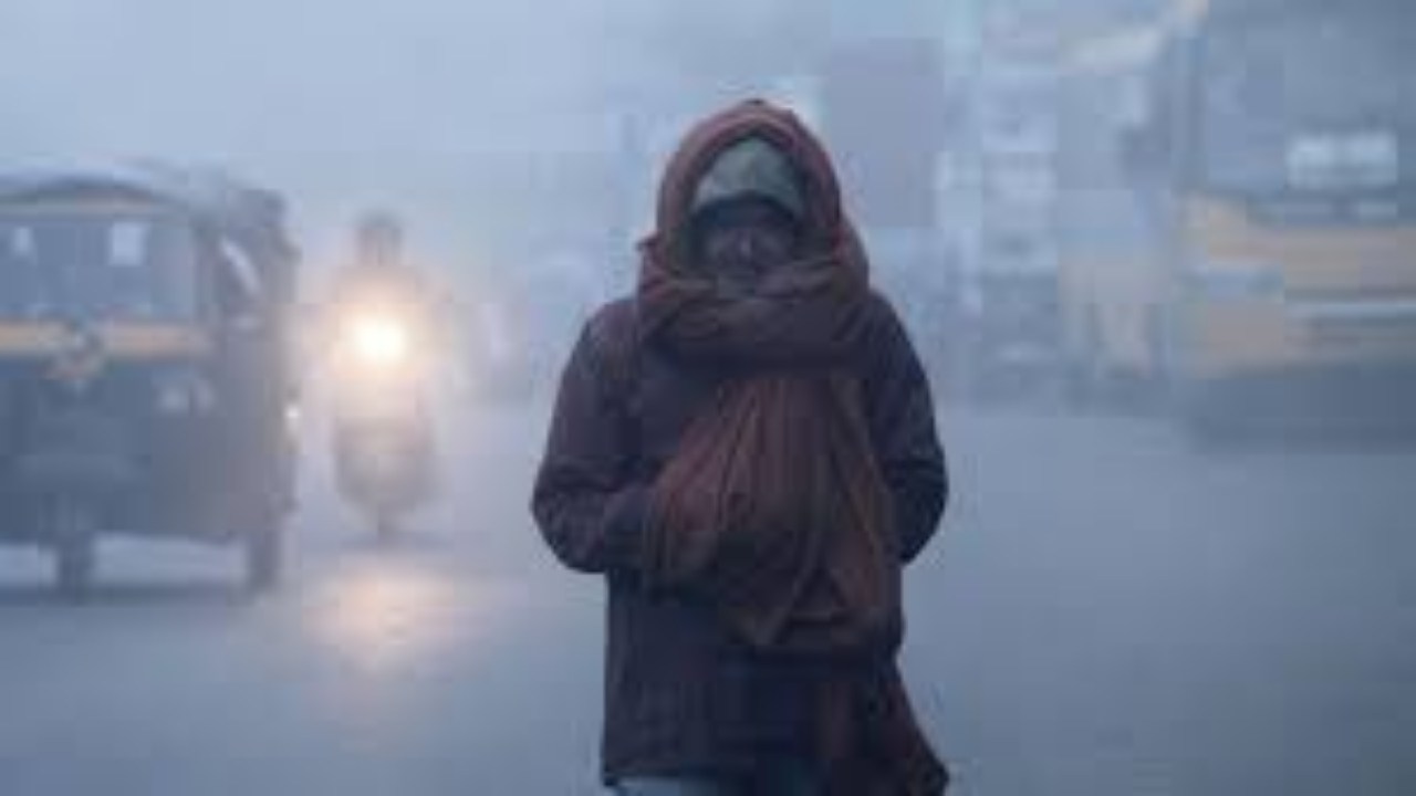 UP Weather Update: ठंड ने तेजी से पकड़ा जोर, दिसंबर ने दिखाया अपना असर