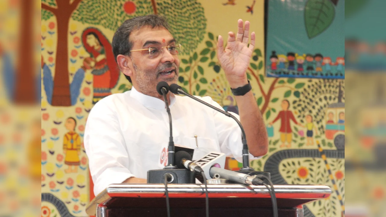 Upendra Kushwaha: “यह कोई मुद्दा नहीं है”, कांग्रेस की अमित शाह के इस्तीफे की मांग पर उपेंद्र कुशवाहा का बड़ा बयान