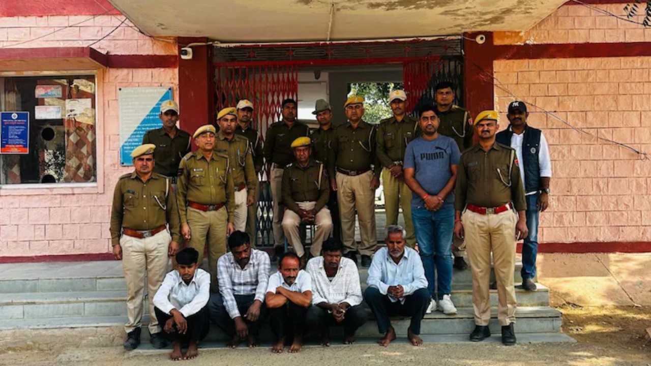 जिस पर किया भरोसा, उसी ने दिया धोखा! पुलिस कॉन्स्टेबल ने लूटे 5 लाख रुपय, खुलासा होने पर गिरी गाज