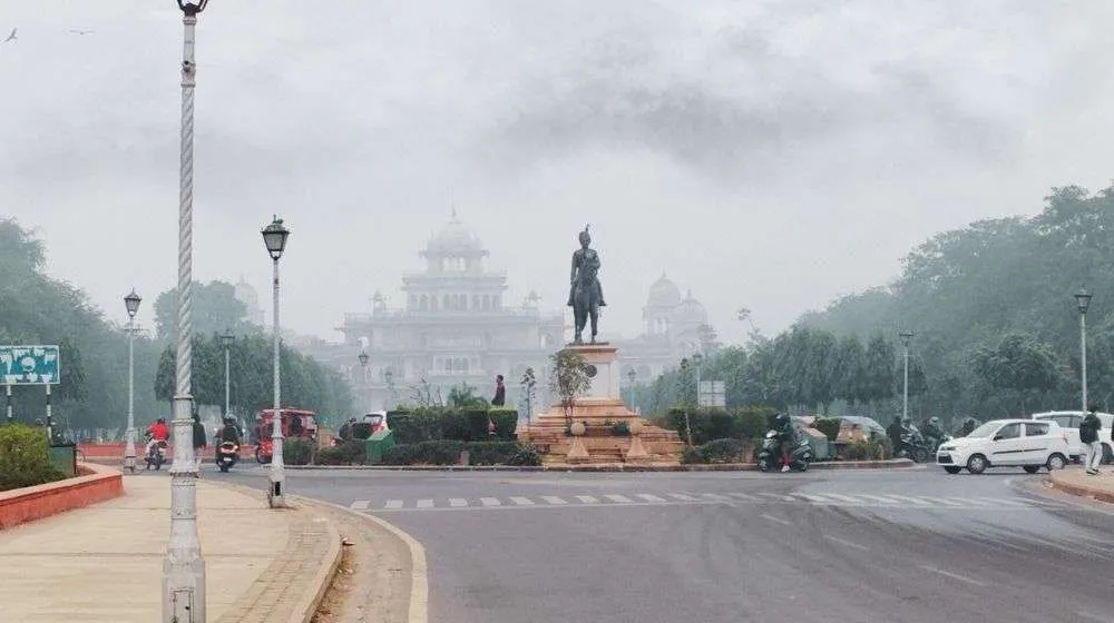 राजस्थान में घने कोहरे ने ढ़ाया कहर! शीतलहर की चपेट में कई जिले; जानें आज के मौसम का हाल