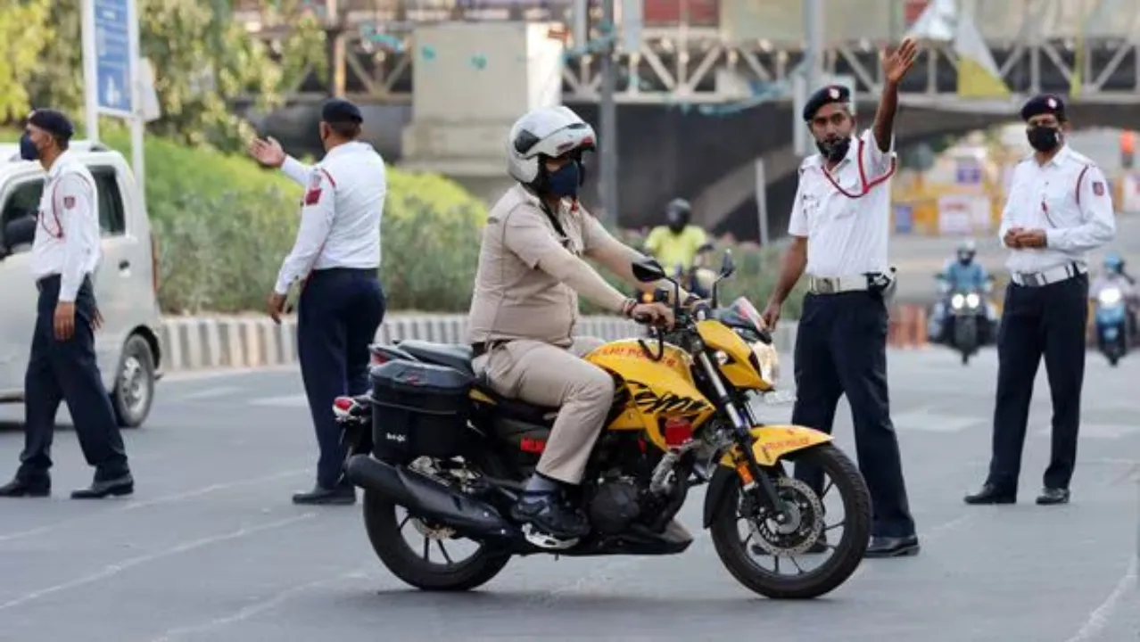 Delhi Traffic Police Advisory: बीटिंग रिट्रीट समारोह के चलते ट्रैफिक रूट्स में बदलाव, पुलिस ने जारी की एडवाइजरी