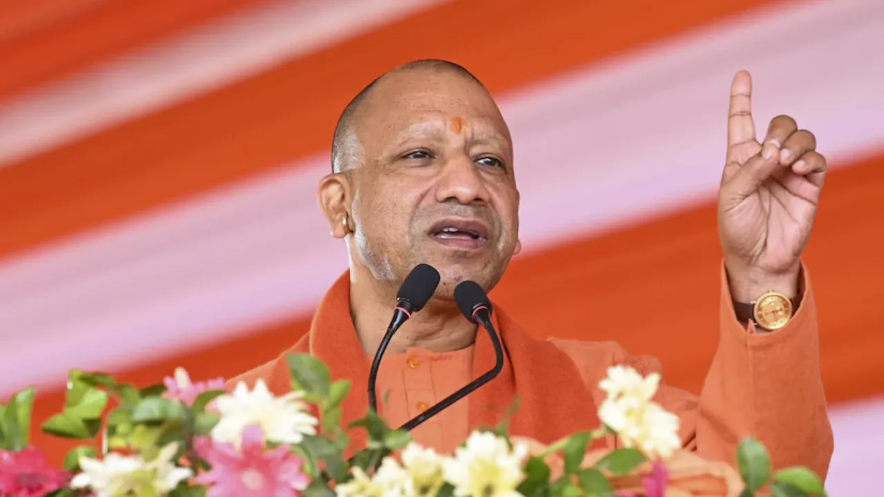 YOGI महाकुंभ में उतारी अफसरों की फौज! अपनी सख्त छवि के लिए हैं मशहूर, अब संभालेंगे मेले का मोर्चा