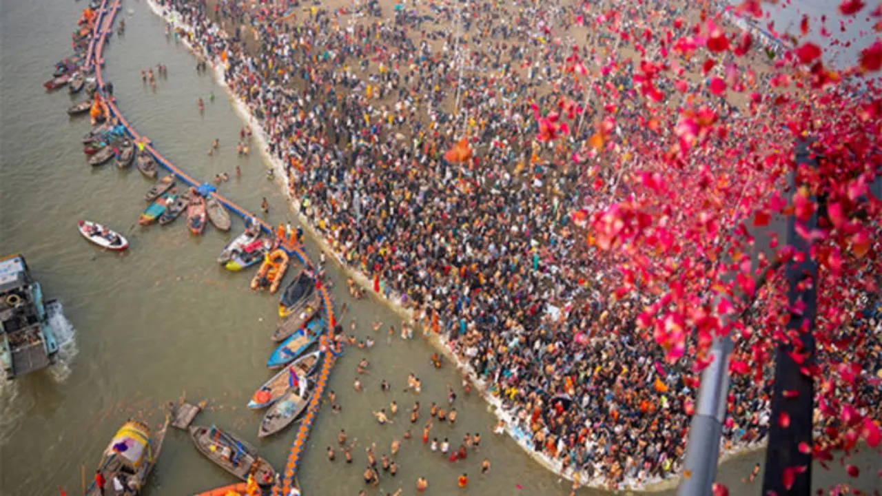 कल 10 देशों के मेहमान संगम में लगाएंगे डुबकी, महाकुम्भ क्षेत्र का हवाई भ्रमण भी करेंगे