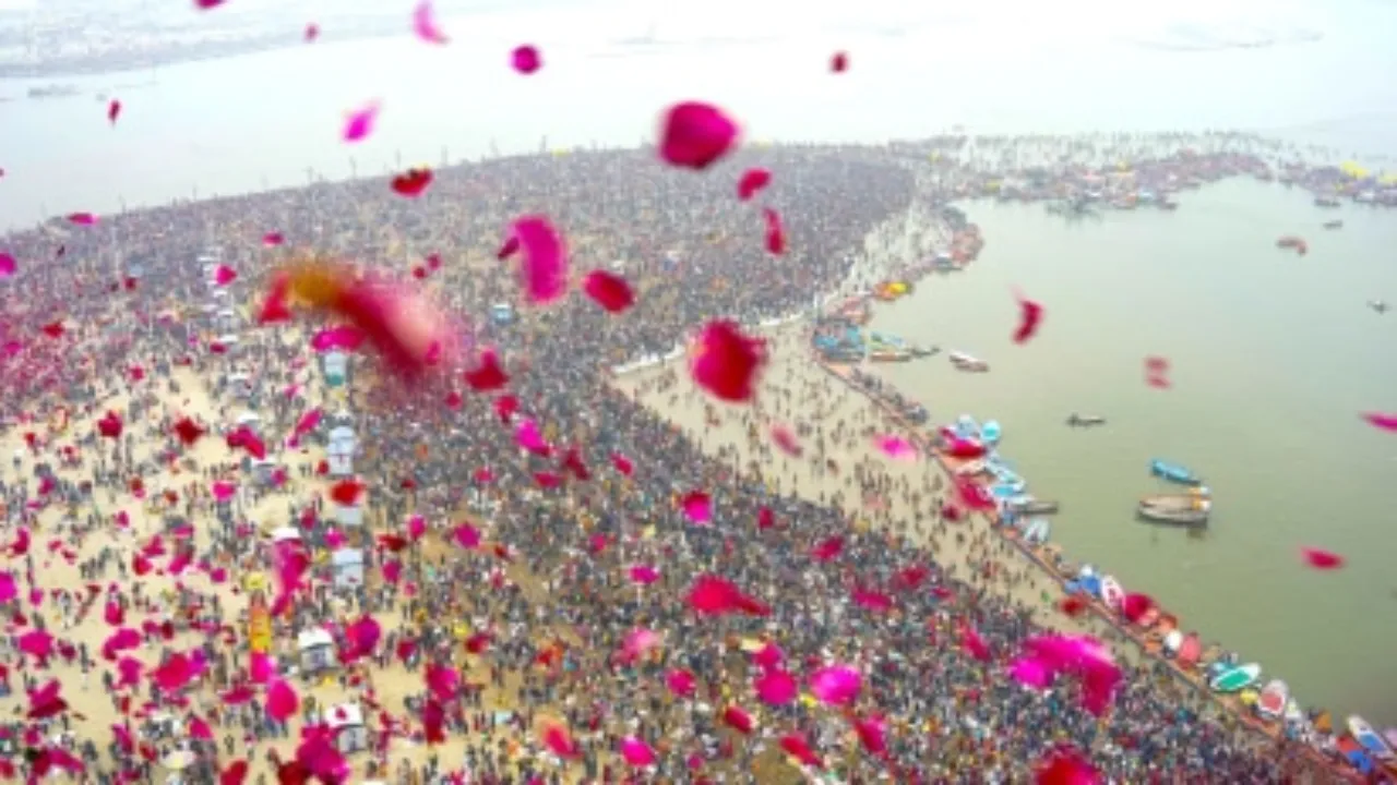 पाकिस्तान में भी महाकुंभ की धूम, हिंदुत्व के सबसे बड़े पर्व को लेकर मुस्लमानों ने किया ये बड़ा काम