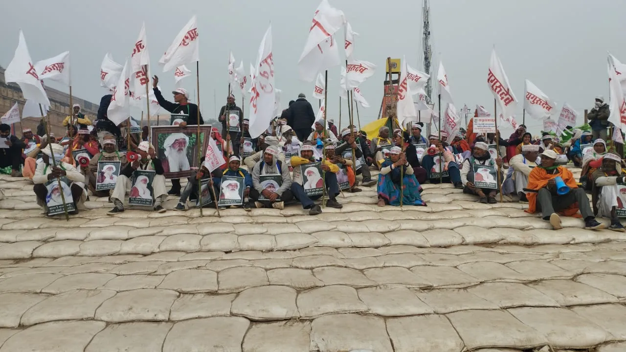 जय गुरुदेव संगत ने निकाली शाकाहारी संदेश फेरी, मंत्री नन्द गोपाल गुप्ता ने पूर्वोत्तर के संतों के शिविर का किया उद्घाटन