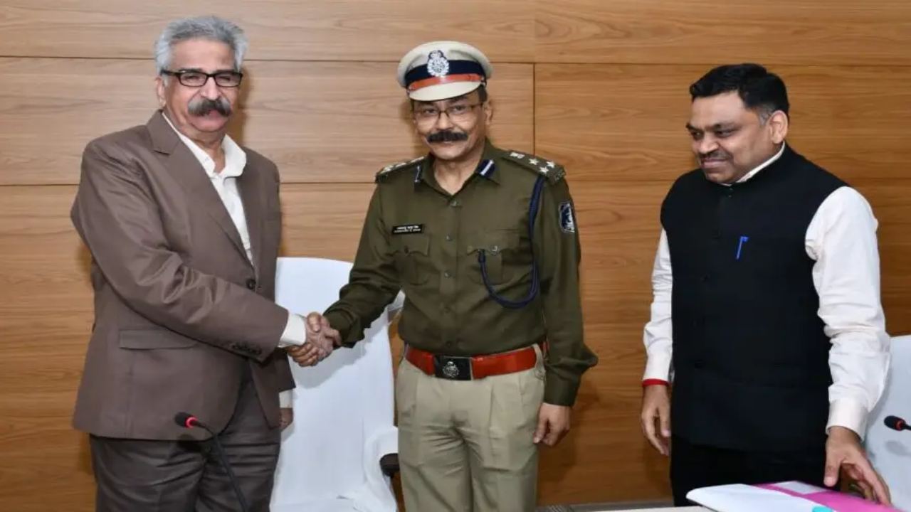 DIG से IG बने 21 अधिकारियों का ग्रैंड प्रमोशन, IPS अधिकारियों के लिए ‘स्टार सेरेमनी’ का आयोजन 