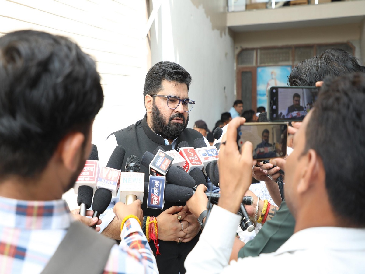 ‘आज के फैसले कल के भारत को बनाएंगे’: सांसद कार्तिकेय शर्मा ने की भविष्य परिषद की मांग, संसद में गूंजा नया विजन - Gallery Image