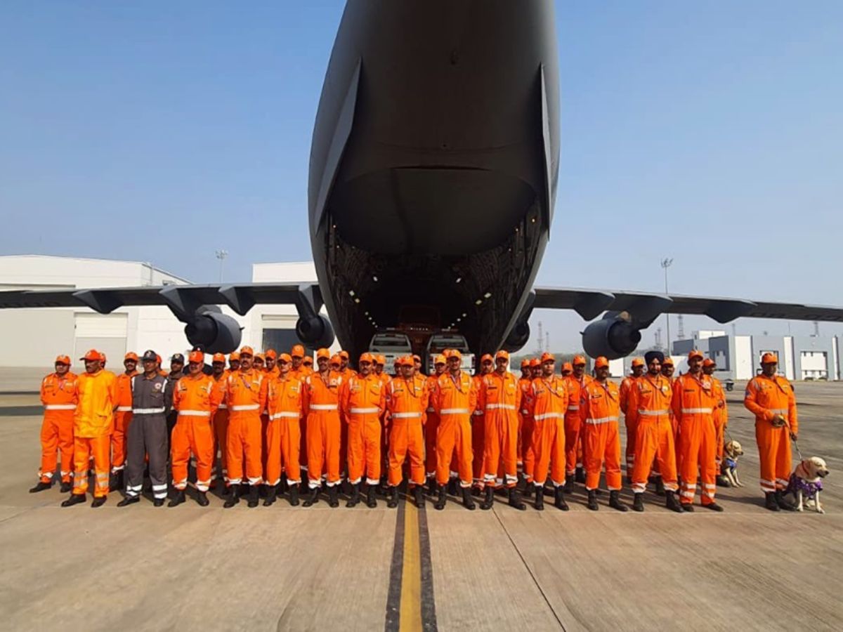 धरती से सितारों तक:भारत का सफर, सरहदों की हिफ़ाज़त से लेकर अंतरिक्ष की ऊँचाइयों तक - Gallery Image