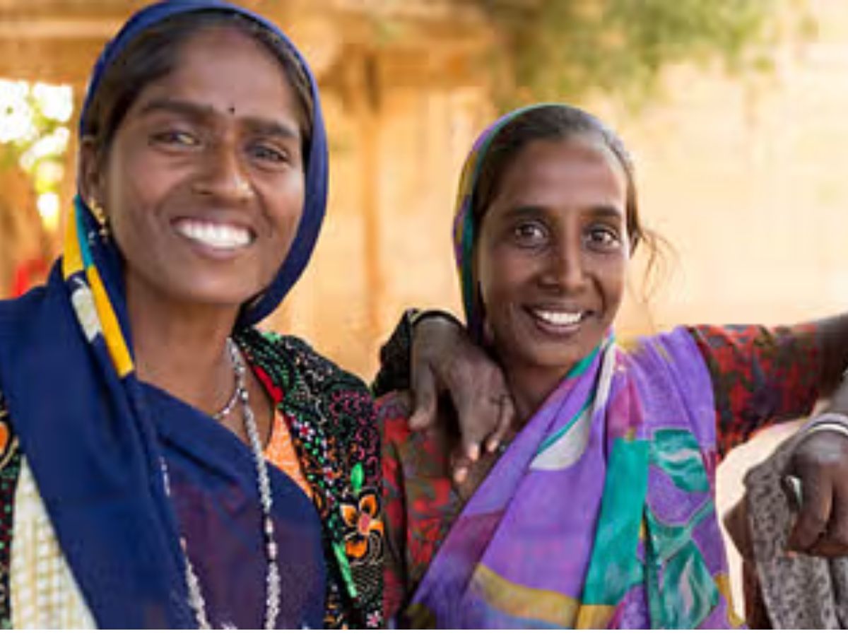 Bihar Chunav 2025: महिलाओं की भागीदारी और नीतीश की नीतियों से बदला चुनावी समीकरण - Gallery Image