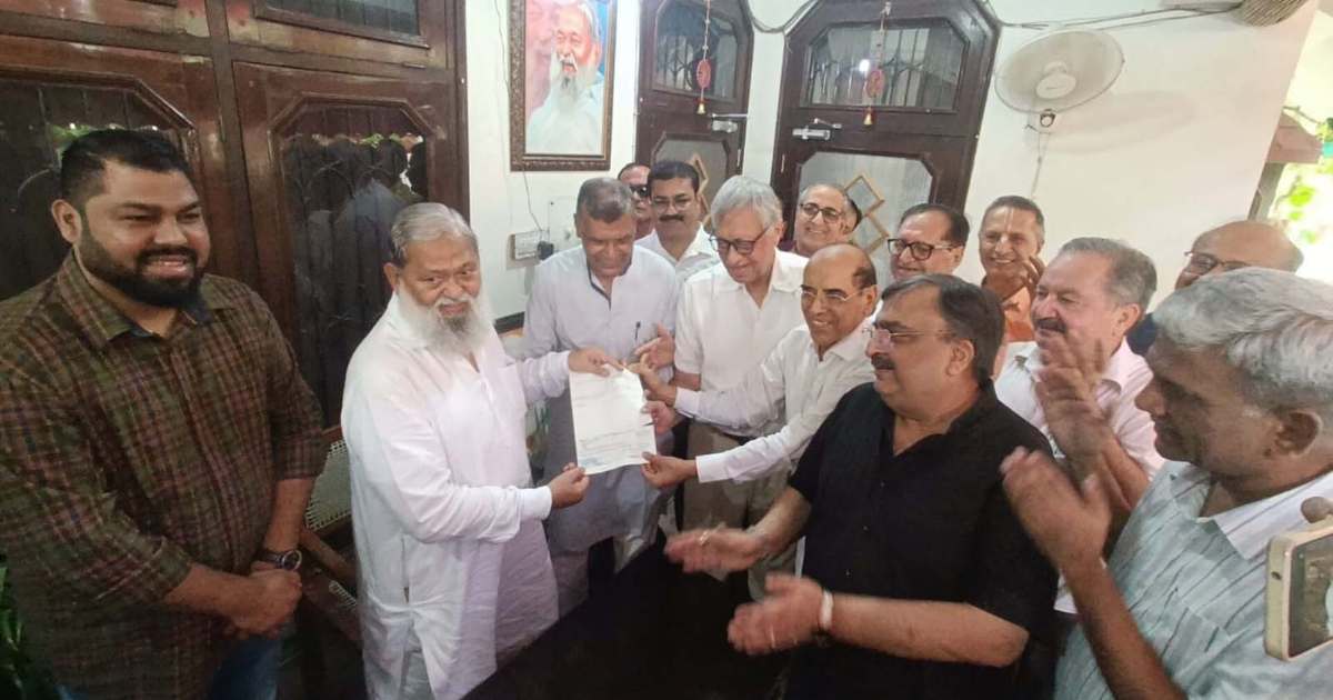 बेसहारा गौवंश के लिए प्रदेश सरकार ने 2014 से अब तक 413 करोड़ रुपए अनुदान के स्वरूप दिए, मंत्री विज बोले- हमें गौशालाओं की मदद करनी चाहिए