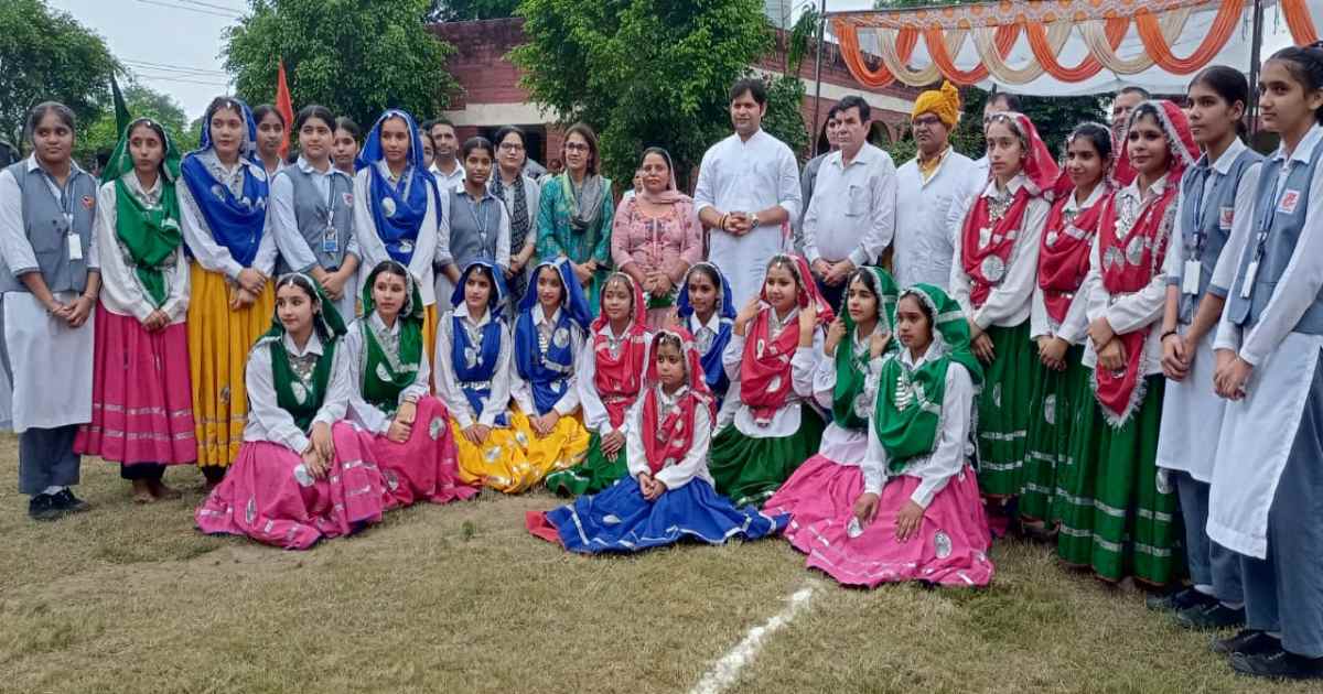 Sports Minister Gaurav Gautam 1