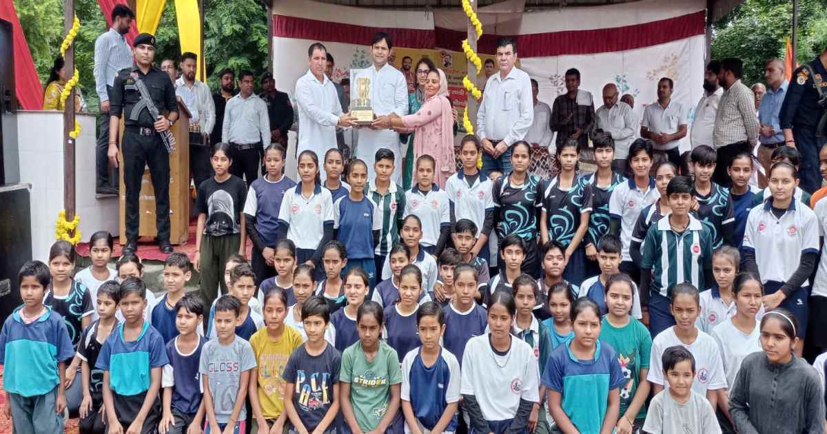 खिलाड़ियों के लिए ख़ुशख़बरी : खेल मंत्री का बड़ा ऐलान – हरियाणा में खेल स्टेडियमों की मरम्मत के लिए 114 करोड़ रुपए जारी, 15 दिनों में काम होगा शुरू