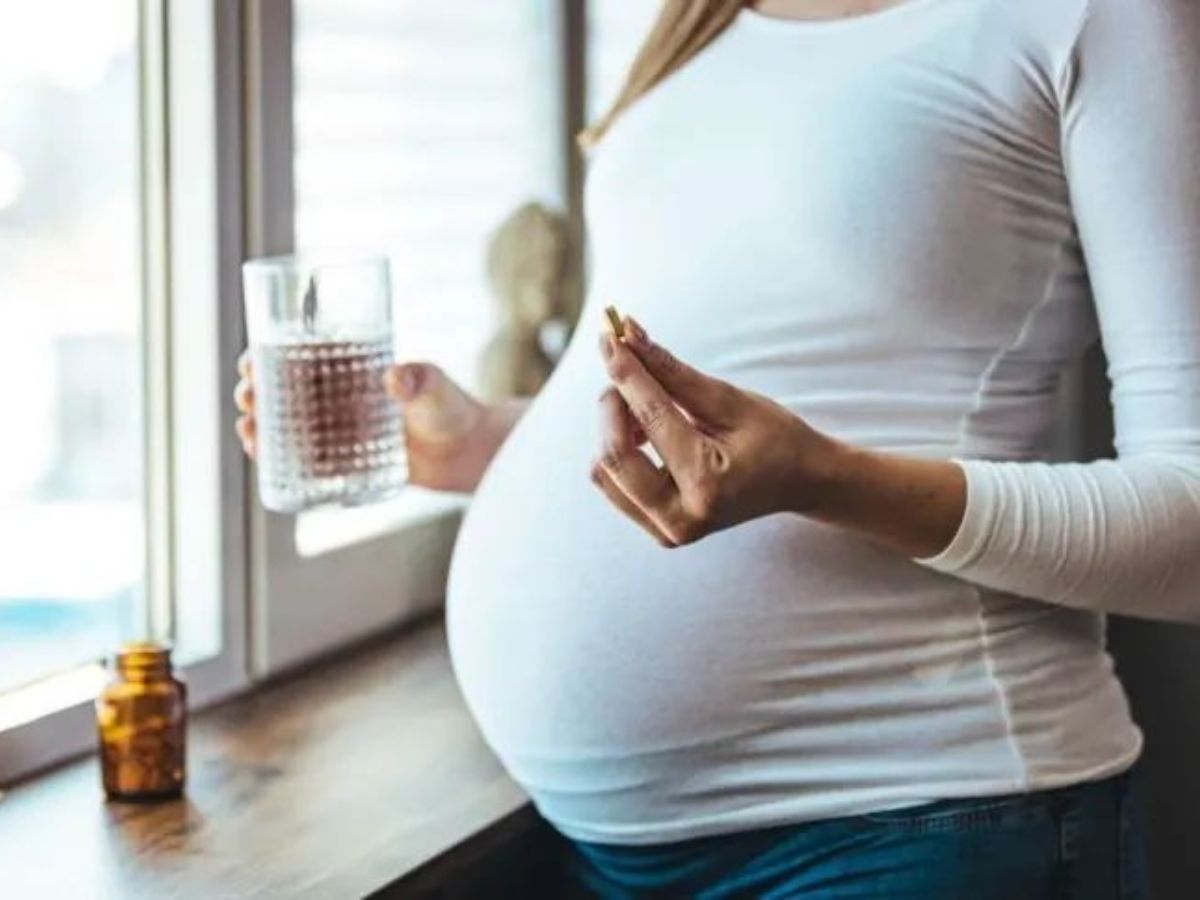 प्रेग्नेंट महिलाओं के लिए नई चेतावनी, पैरासिटामोल बन सकती है आपके बच्चे के लिए Autism जैसी बीमारी का खतरा - Gallery Image