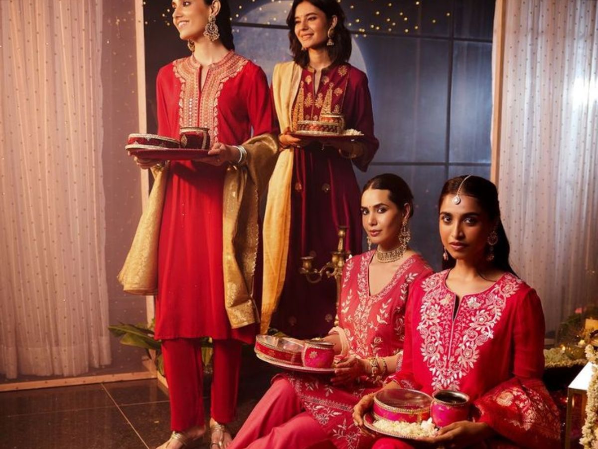 Karwa Chauth 2025: इस करवा चौथ सुहागनें दिखेंगी सबसे हसीन क्योंकि , Amazon पर आए कुर्ता सेट कलेक्शन बनाएँगे आपके त्योहार और आपको और भी स्पेशल - Gallery Image