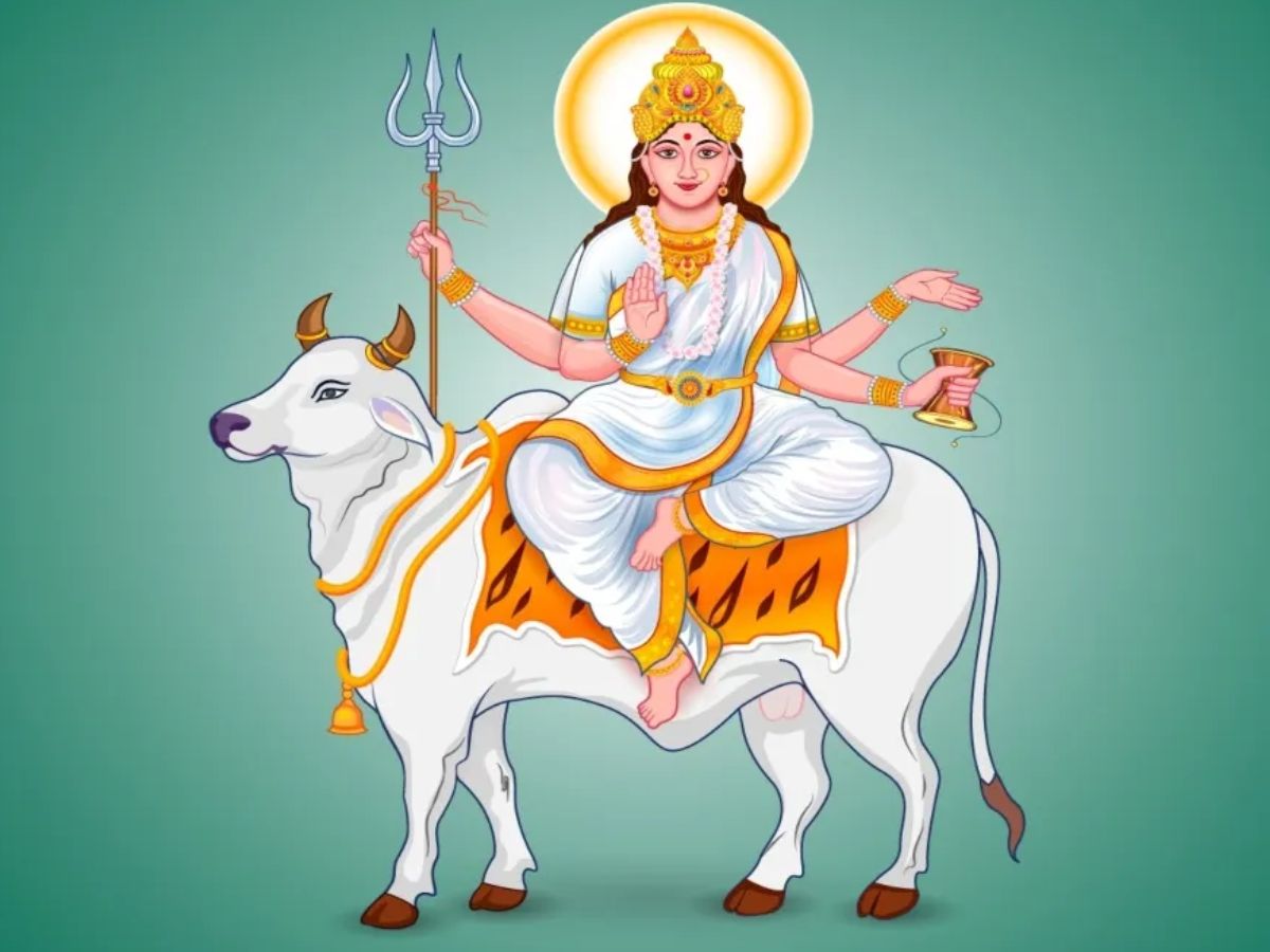 Ashtami 2025 Date: अष्टमी तिथि पर करे ये उपाय और पाए रुके हुए कामी में सफलता - Gallery Image